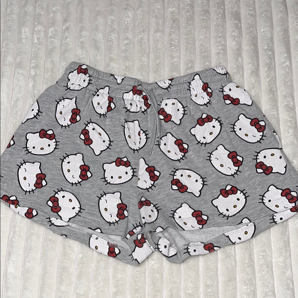 Hello Kitty Shorts | Size Small